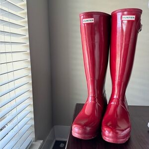 Women's Original Tall Gloss Rain Boots in Military Red